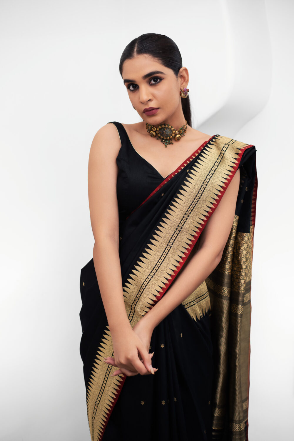 Black Pure Katan Silk Handloom Banarasi Saree - Image 3