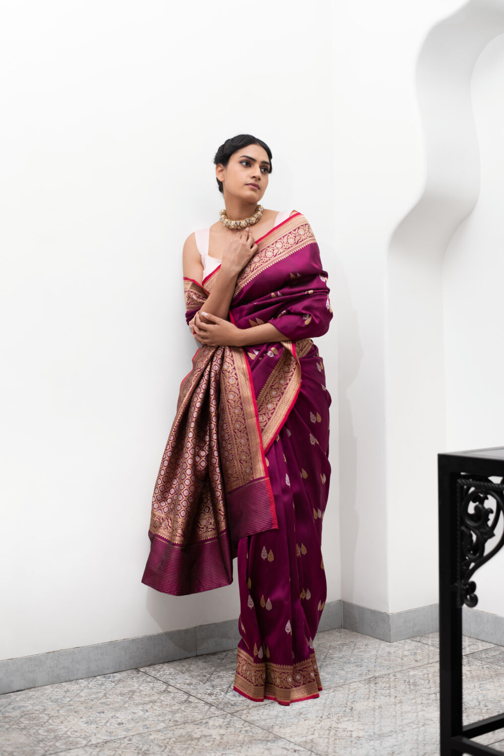 Magenta Pure Katan Silk Handloom Banarasi Saree - Image 2