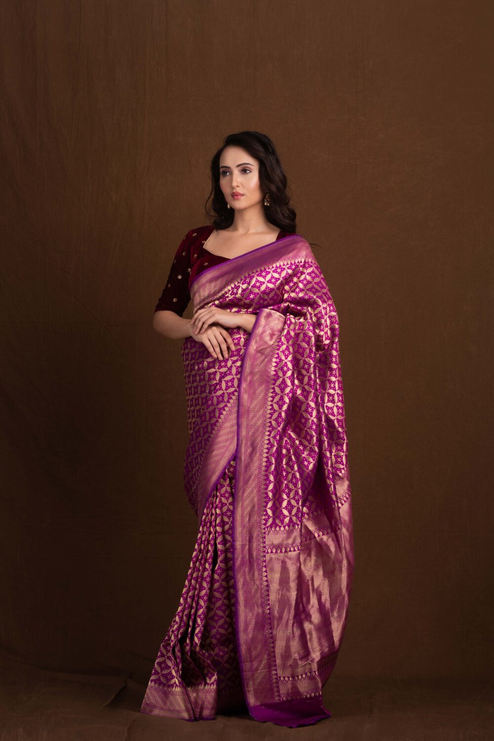 Magenta Pure Katan Silk Handloom Banarasi Saree - Image 2