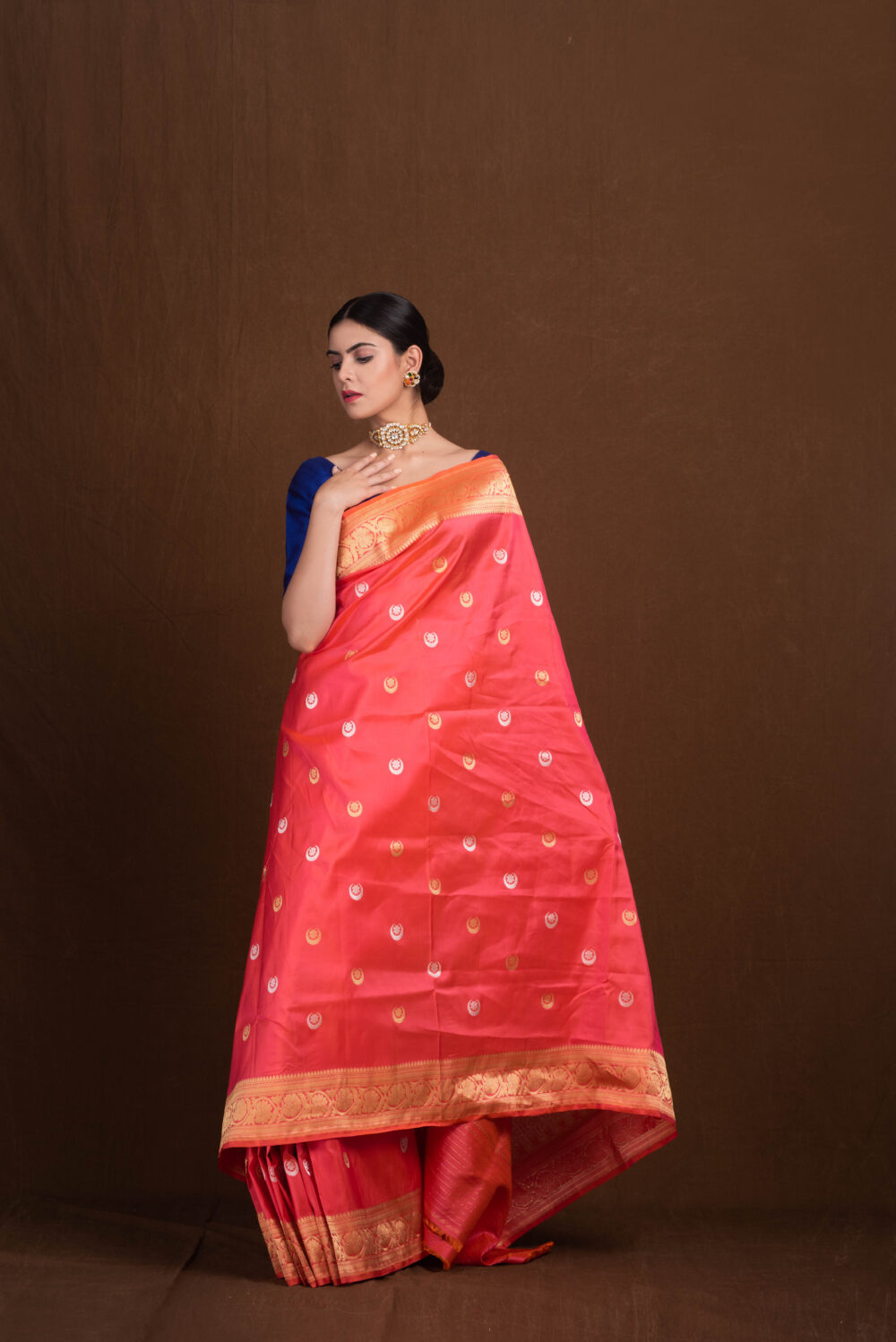 Orange pink Banarasi Saree with Sona Rupa chand tara Booti - Image 3